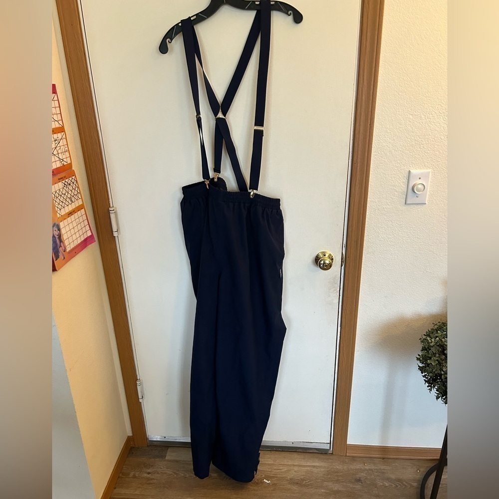 Thomas e Wilson gore-Tex XL Navy Blue water resistant pants with suspenders